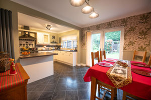 Photo 11- click for photo gallery